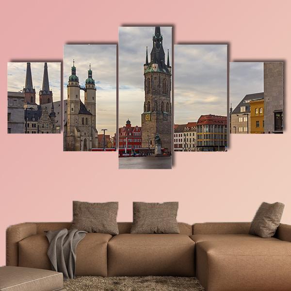 Square Market Of Halle Canvas Wall Art-5 Star-Gallery Wrap-62" x 32"-Tiaracle