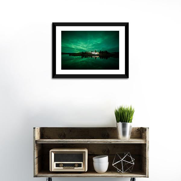 Aurora Borealis Iceland Canvas Wall Art-1 Piece-Framed Print-20" x 16"-Tiaracle