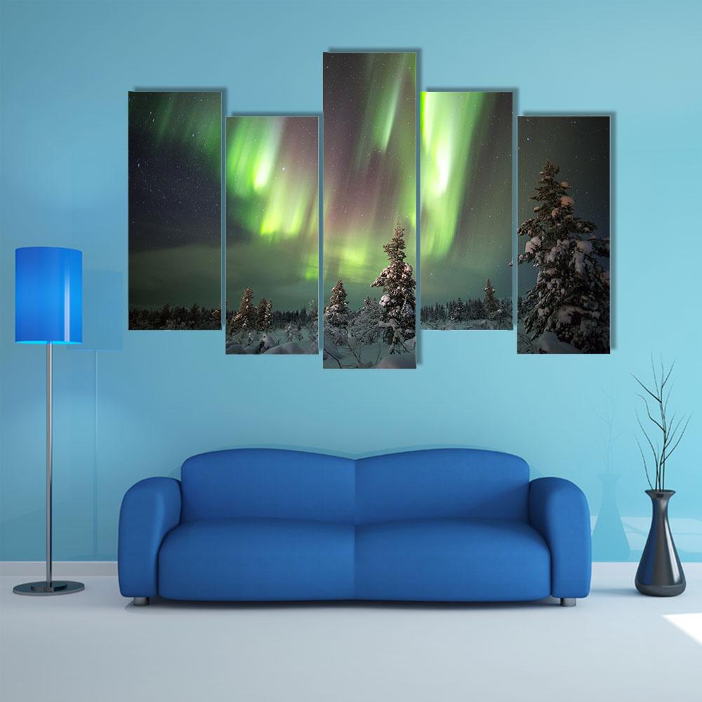 Aurora Borealis In Northern Europe Canvas Wall Art-5 Pop-Gallery Wrap-32" x 21"-Tiaracle