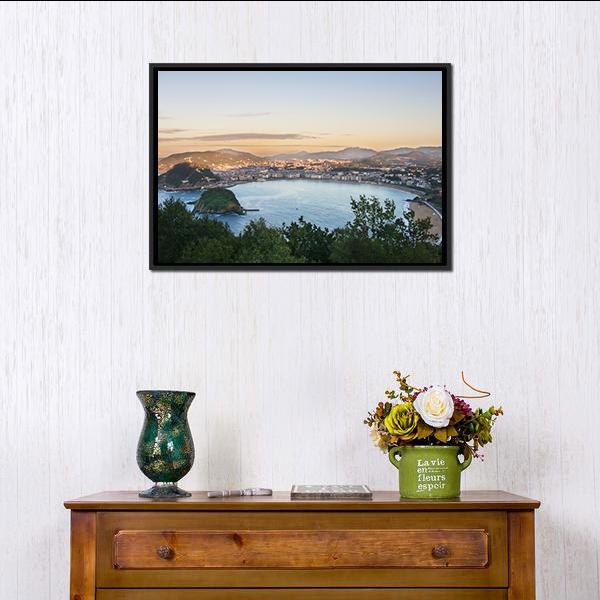 Bay Of San Sebastian Canvas Wall Art-1 Piece-Floating Frame-24" x 16"-Tiaracle