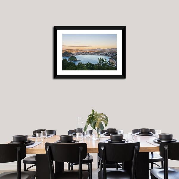 Bay Of San Sebastian Canvas Wall Art-1 Piece-Framed Print-20" x 16"-Tiaracle