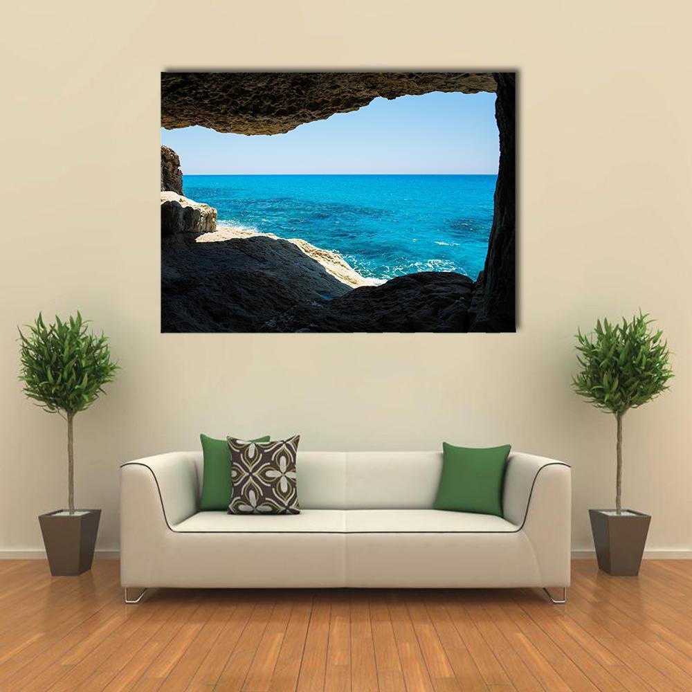 Beautiful Sea Caves Canvas Wall Art-1 Piece-Gallery Wrap-48" x 32"-Tiaracle