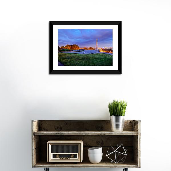 Belgrade Fortress Canvas Wall Art-1 Piece-Framed Print-20" x 16"-Tiaracle