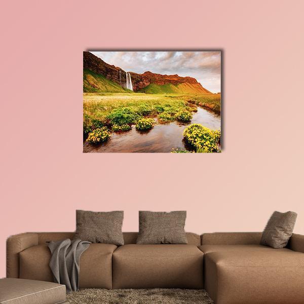 Blooming Green Field Canvas Wall Art-1 Piece-Gallery Wrap-48" x 32"-Tiaracle