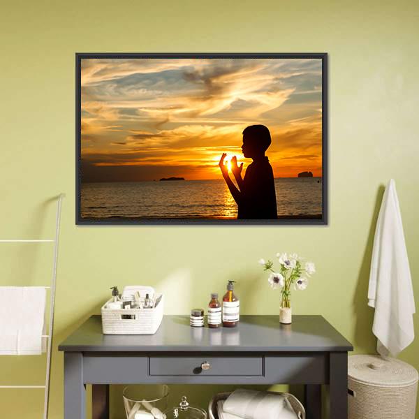 Boy Praying Panoramic Canvas Wall Art-1 Piece-36" x 12"-Tiaracle