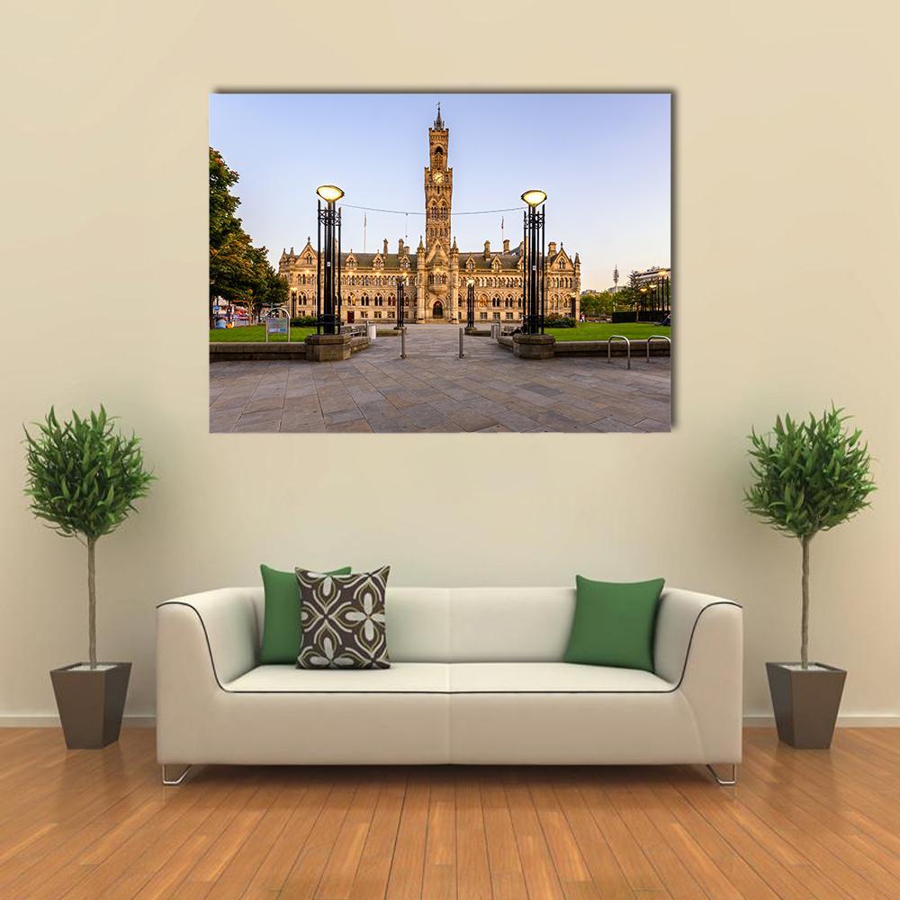 Bradford Town Hall Canvas Wall Art-1 Piece-Gallery Wrap-48" x 32"-Tiaracle
