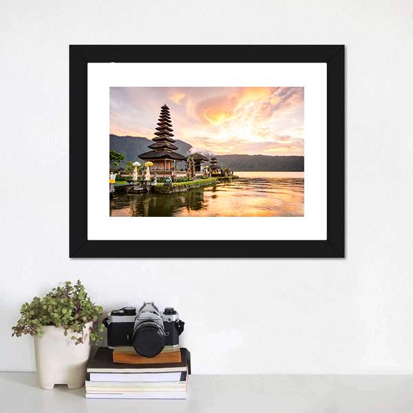 Bratan Hindu Temple Canvas Wall Art-1 Piece-Framed Print-20" x 16"-Tiaracle
