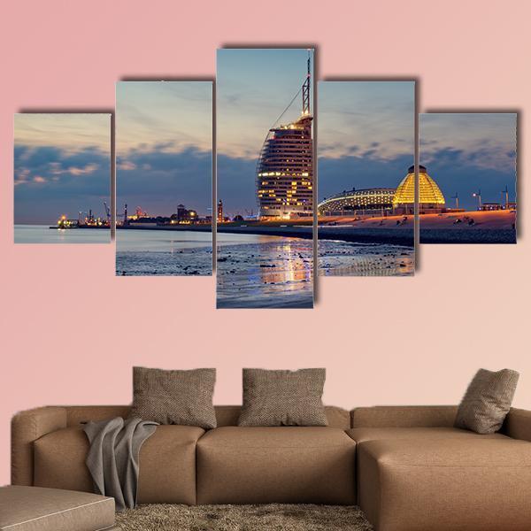 Bremerhaven Beach Canvas Wall Art-5 Star-Gallery Wrap-62" x 32"-Tiaracle