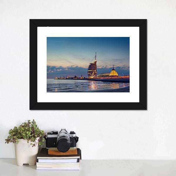 Bremerhaven Beach Canvas Wall Art-1 Piece-Framed Print-20" x 16"-Tiaracle