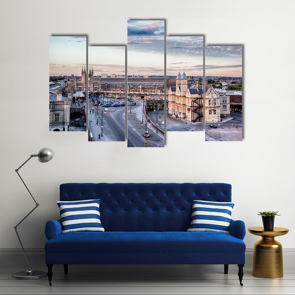 Bristol Station Square UK Canvas Wall Art-5 Pop-Gallery Wrap-47" x 32"-Tiaracle