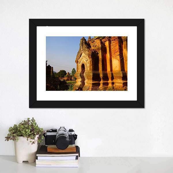 Buddhist Stupa Myanmar Canvas Wall Art-1 Piece-Framed Print-20" x 16"-Tiaracle