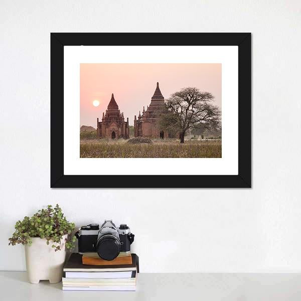 Buddhist Temples Myanmar Canvas Wall Art-1 Piece-Framed Print-20" x 16"-Tiaracle