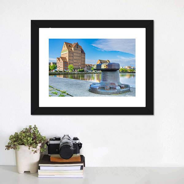 Building In Harbor Of Rostock Canvas Wall Art-1 Piece-Framed Print-20" x 16"-Tiaracle