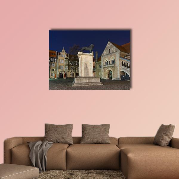 Braunschweig At Night Canvas Wall Art-1 Piece-Gallery Wrap-48" x 32"-Tiaracle