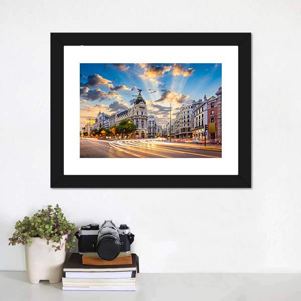 Calle De Alcala Canvas Wall Art-1 Piece-Framed Print-20" x 16"-Tiaracle