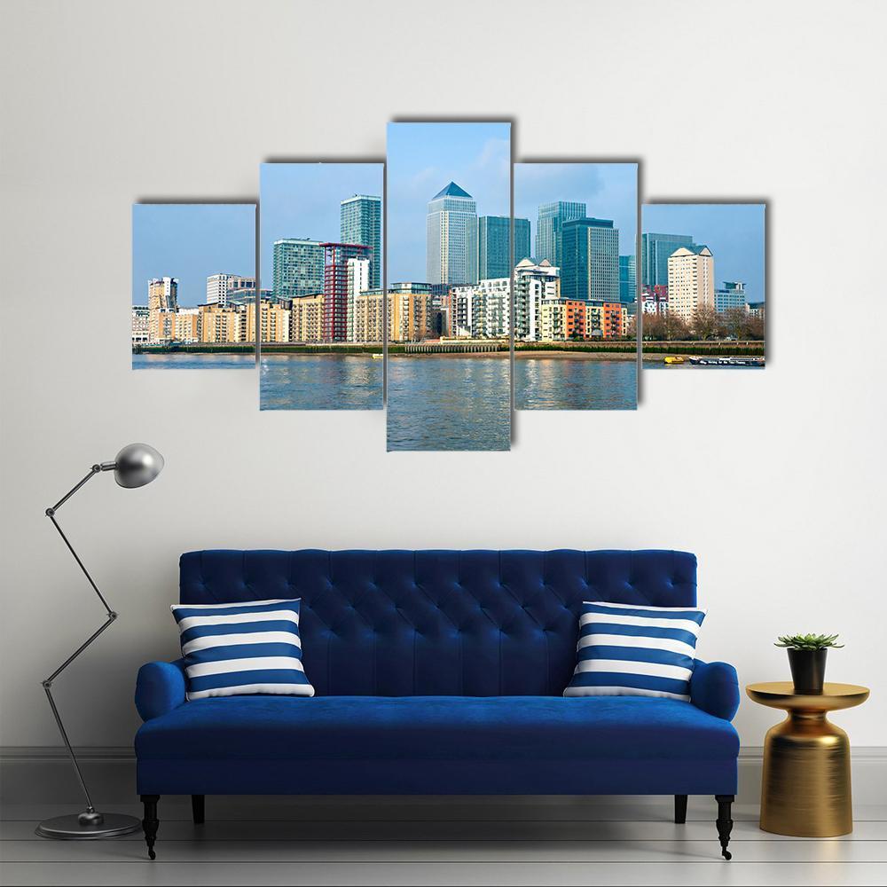 Canary Wharf UK Canvas Wall Art-5 Star-Gallery Wrap-62" x 32"-Tiaracle