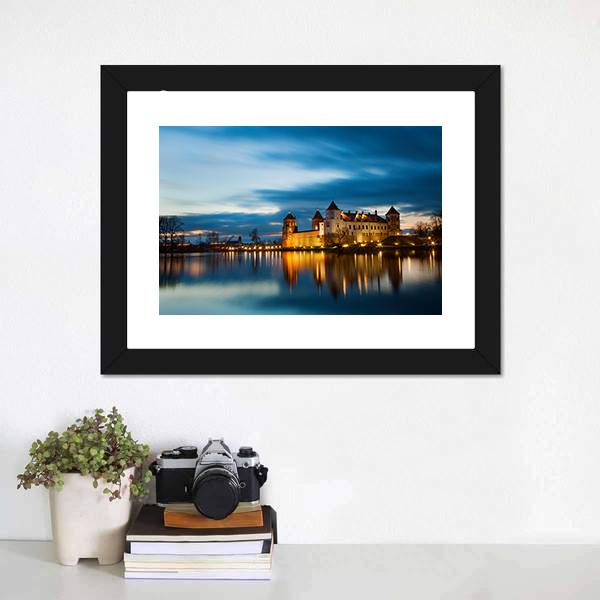 Castle In Mir Belarus Canvas Wall Art-1 Piece-Framed Print-20" x 16"-Tiaracle