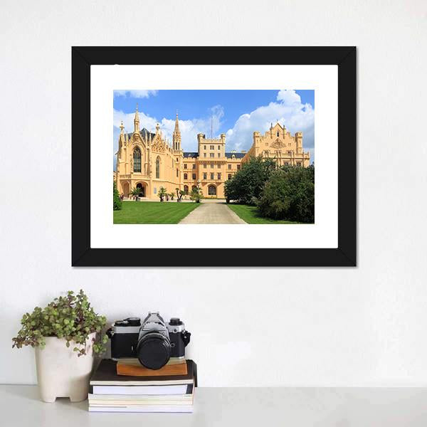 Castle Lednice Canvas Wall Art-1 Piece-Framed Print-20" x 16"-Tiaracle
