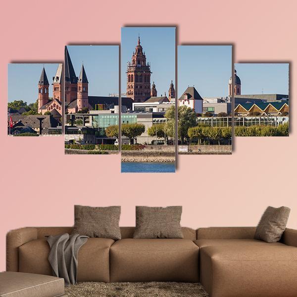 Mainz Cathedral Canvas Wall Art-5 Star-Gallery Wrap-62" x 32"-Tiaracle