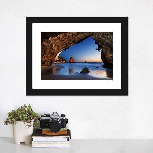 Cave In New Zealand Canvas Wall Art-1 Piece-Framed Print-20" x 16"-Tiaracle