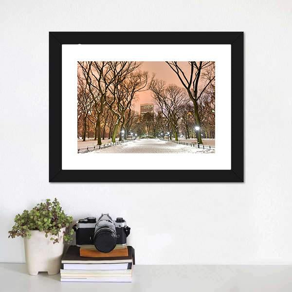 Central Park At Night Canvas Wall Art-1 Piece-Framed Print-20" x 16"-Tiaracle