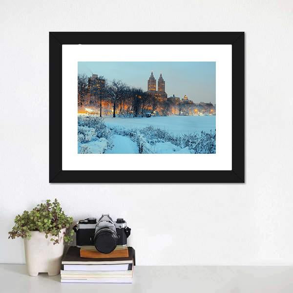Central Park In Winter Canvas Wall Art-1 Piece-Framed Print-20" x 16"-Tiaracle