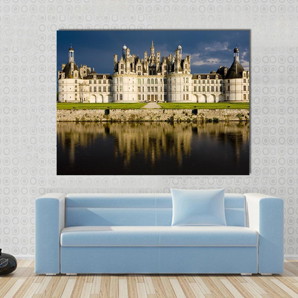 Chambord Castle Canvas Wall Art-1 Piece-Gallery Wrap-48" x 32"-Tiaracle