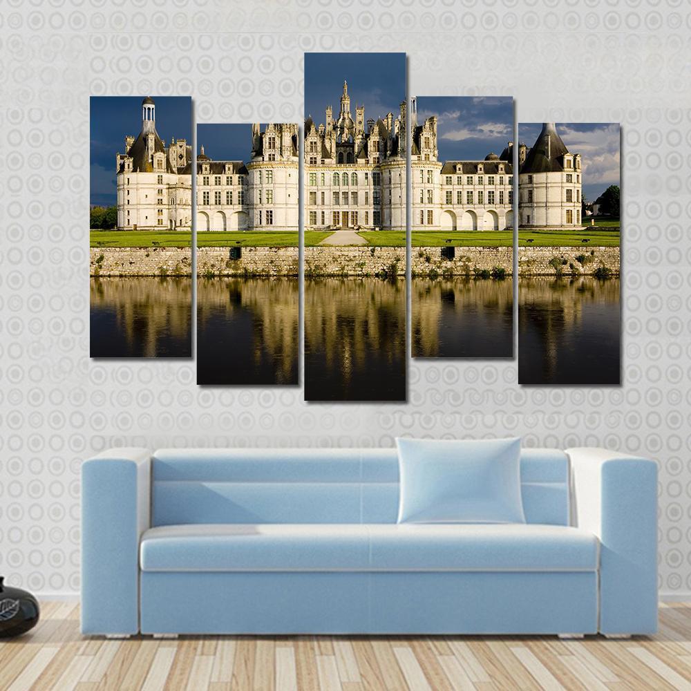 Chambord Castle Canvas Wall Art-5 Pop-Gallery Wrap-47" x 32"-Tiaracle