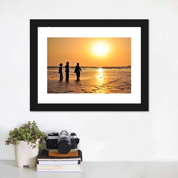 Clifton Beach Karachi Canvas Wall Art-3 Horizontal-Gallery Wrap-25" x 16"-Tiaracle