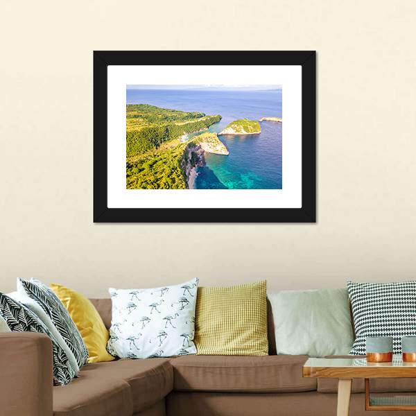 Coast Of Penida Island Canvas Wall Art-1 Piece-Framed Print-20" x 16"-Tiaracle