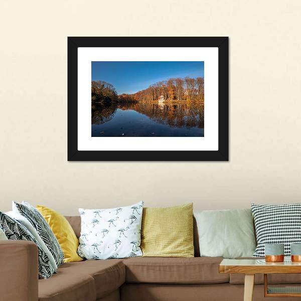 Deuss Temple In Autumn Canvas Wall Art-1 Piece-Framed Print-20" x 16"-Tiaracle