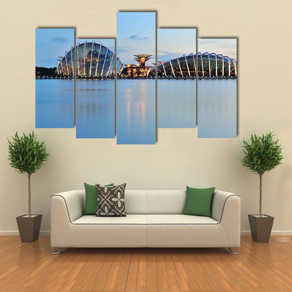 Domes &amp; Super Trees Canvas Wall Art-5 Pop-Gallery Wrap-47" x 32"-Tiaracle