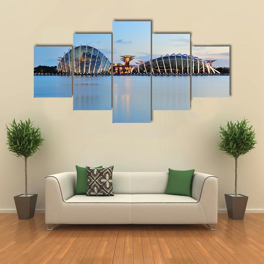 Domes &amp; Super Trees Canvas Wall Art-5 Star-Gallery Wrap-62" x 32"-Tiaracle