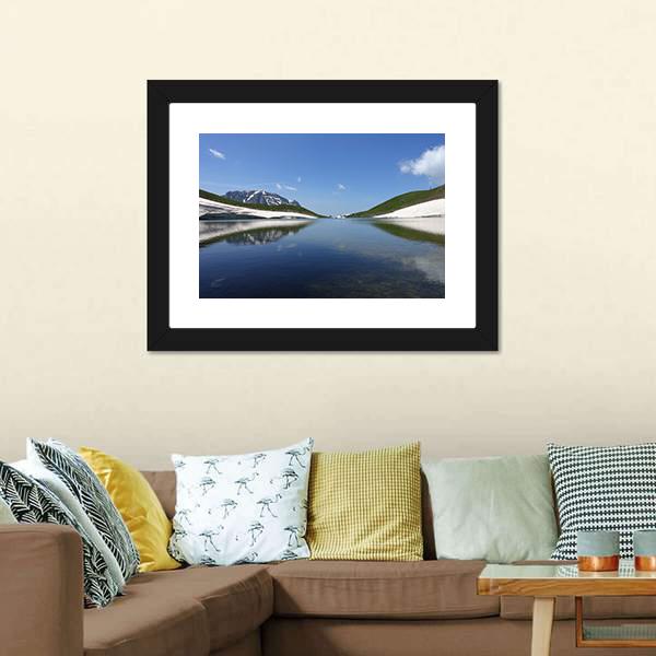 Dragon Lake Canvas Wall Art-1 Piece-Framed Print-20" x 16"-Tiaracle