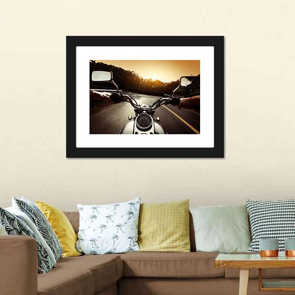 Driver Riding Motorcycle Canvas Wall Art-1 Piece-Framed Print-20" x 16"-Tiaracle