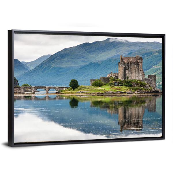 Eilean Donan Castle Canvas Wall Art-3 Horizontal-Gallery Wrap-25" x 16"-Tiaracle