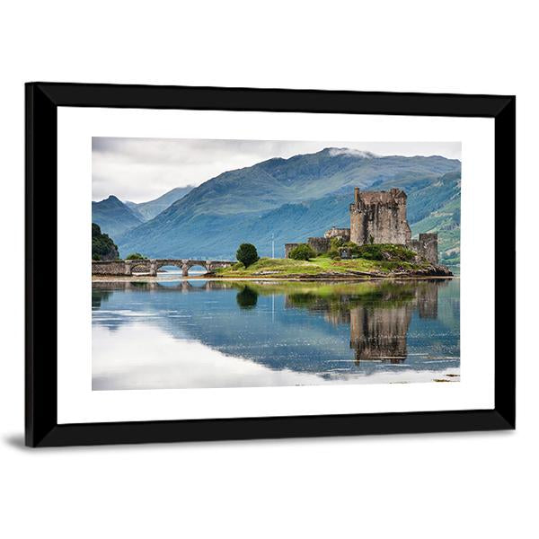 Eilean Donan Castle Canvas Wall Art-3 Horizontal-Gallery Wrap-25" x 16"-Tiaracle
