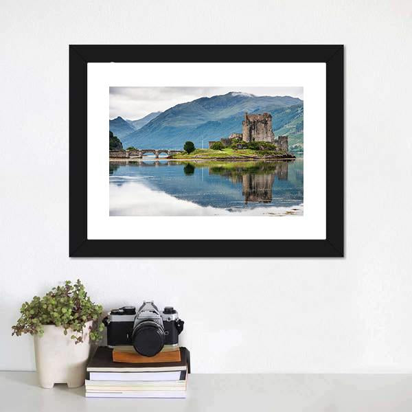 Eilean Donan Castle Canvas Wall Art-3 Horizontal-Gallery Wrap-25" x 16"-Tiaracle