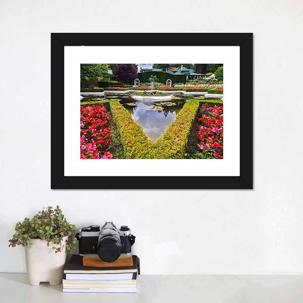 Exquisite Fountain In Park Canvas Wall Art-1 Piece-Framed Print-20" x 16"-Tiaracle