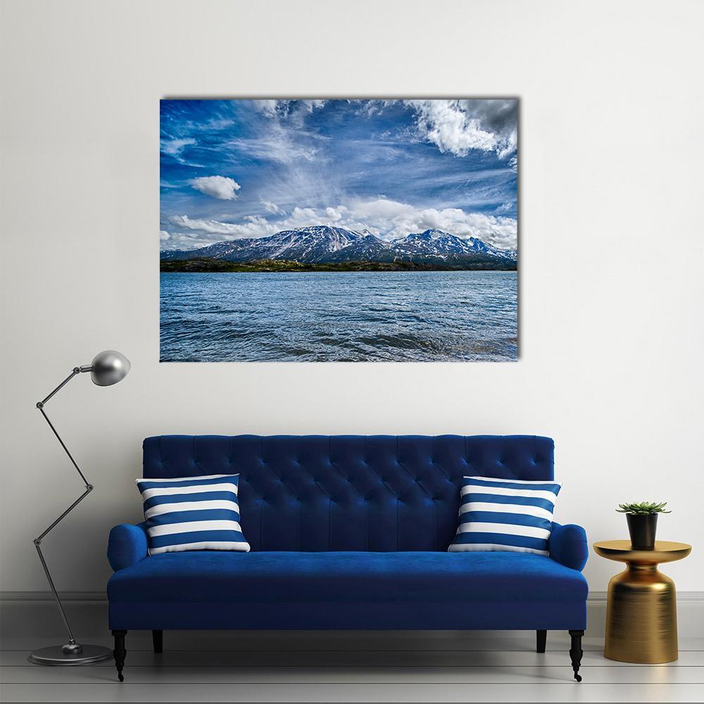 Extreme River Flow In Columbia Canvas Wall Art-1 Piece-Gallery Wrap-48" x 32"-Tiaracle