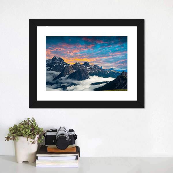 Famous Italian National Park Canvas Wall Art-1 Piece-Framed Print-20" x 16"-Tiaracle