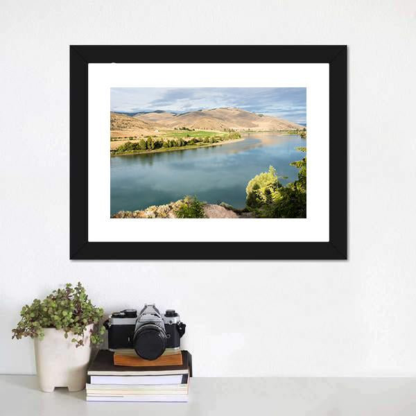 Flathead River In Montana Canvas Wall Art-1 Piece-Framed Print-20" x 16"-Tiaracle