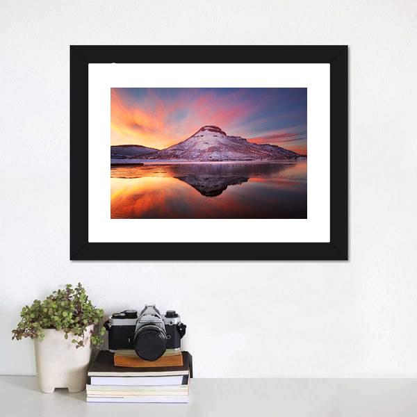 Flatiron Reservoir In Winter Canvas Wall Art-1 Piece-Framed Print-20" x 16"-Tiaracle