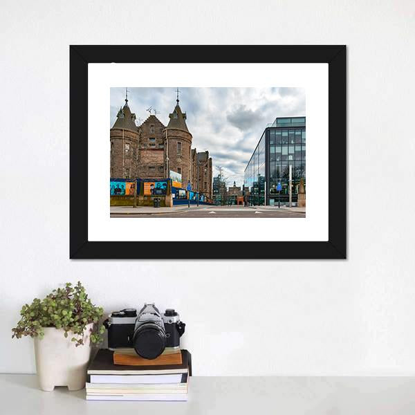 Former Royal Infirmary Of Edinburgh Canvas Wall Art-1 Piece-Framed Print-20" x 16"-Tiaracle