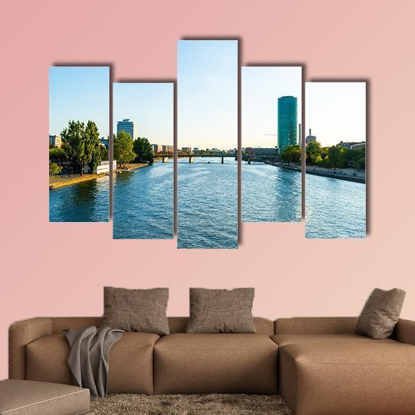 Frankfurt Am Main Skyline Canvas Wall Art-5 Pop-Gallery Wrap-47" x 32"-Tiaracle