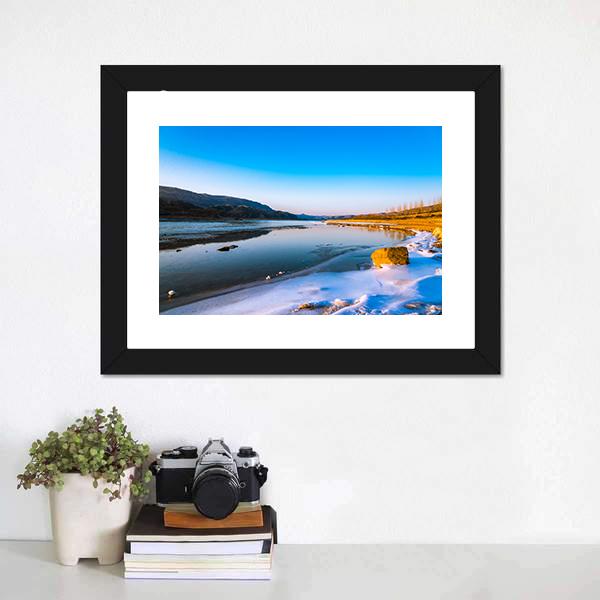 Frozen Yellow River China Canvas Wall Art-1 Piece-Framed Print-20" x 16"-Tiaracle