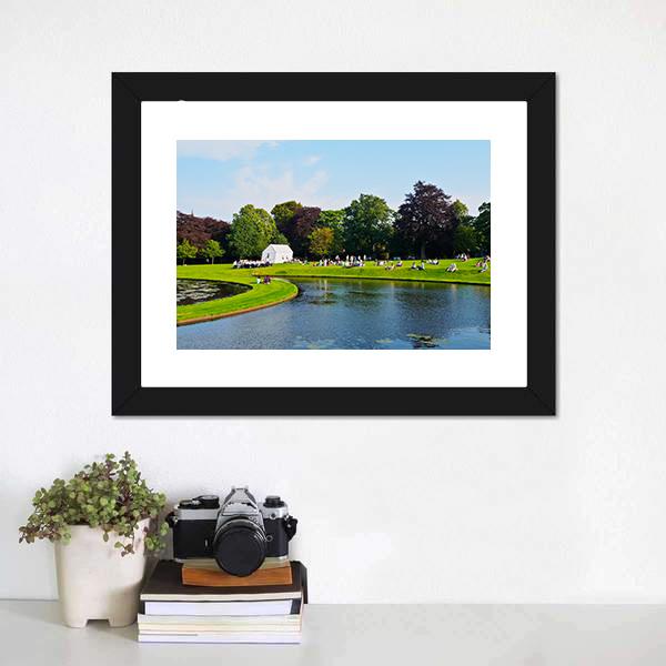 Garden Of Scottish National Gallery Canvas Wall Art-1 Piece-Framed Print-20" x 16"-Tiaracle