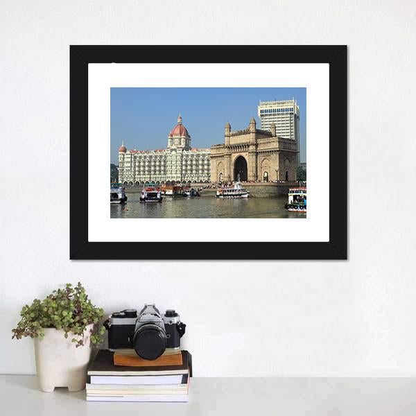 Gate Of India Canvas Wall Art-1 Piece-Framed Print-20" x 16"-Tiaracle