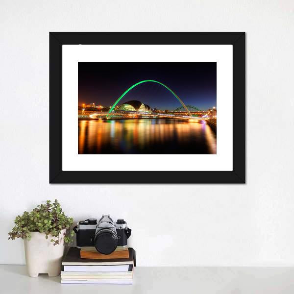 Gateshead Millennium Bridge Canvas Wall Art-1 Piece-Framed Print-20" x 16"-Tiaracle