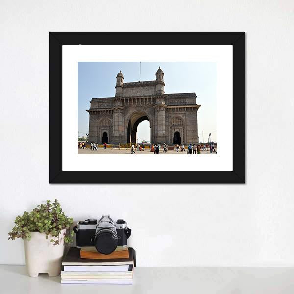 Gateway Of India In Mumbai Canvas Wall Art-1 Piece-Framed Print-20" x 16"-Tiaracle